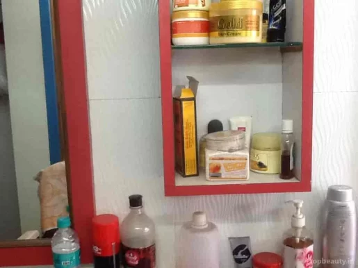 American Hair Cutting Saloon, Kalyan - Photo 4