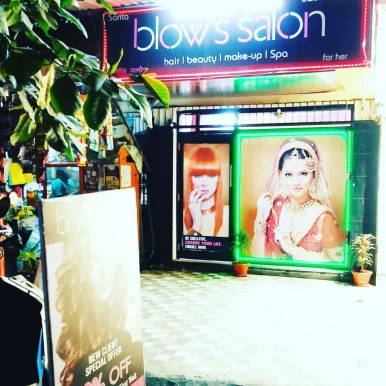 Blow's Salon & Academy, Kalyan - Photo 8