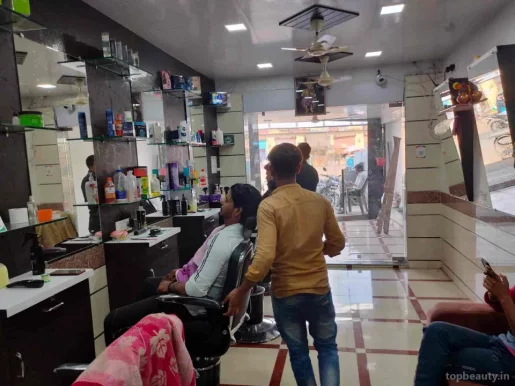 Jugnoo Hair Expert Saloon, Kalyan - Photo 4