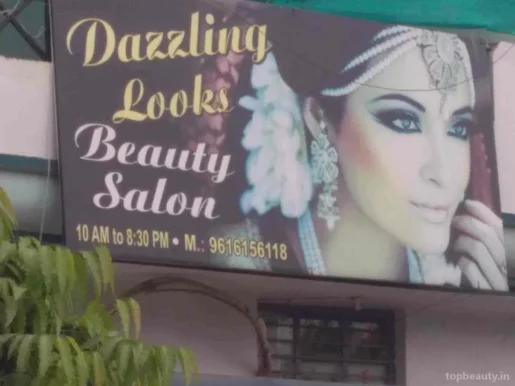 Dazzling Looks Beauty Salon, Kanpur - Photo 7