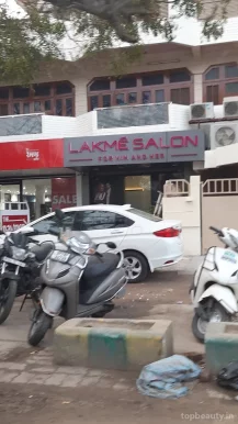 Lakme Salon, Vikas Nagar, Kanpur - Photo 7
