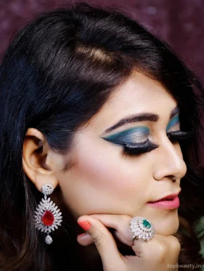 Preet Anand Makeovers & Hair studio, Kanpur - Photo 1