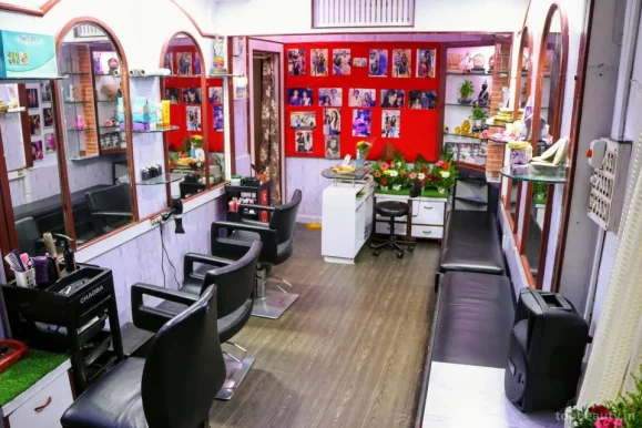Makeover Hair Studio & Academy, Kolhapur - Photo 8