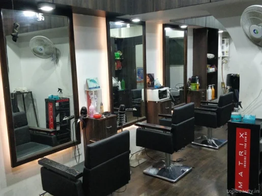 Aditi hair and beauty salon, Kolhapur - Photo 2