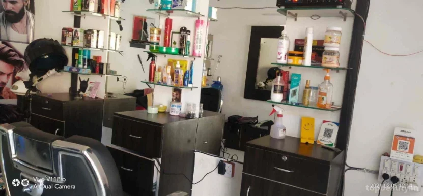 Swarajya Hair salon, Kolhapur - Photo 8