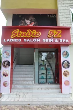 Studio 52, Kolkata - Photo 4
