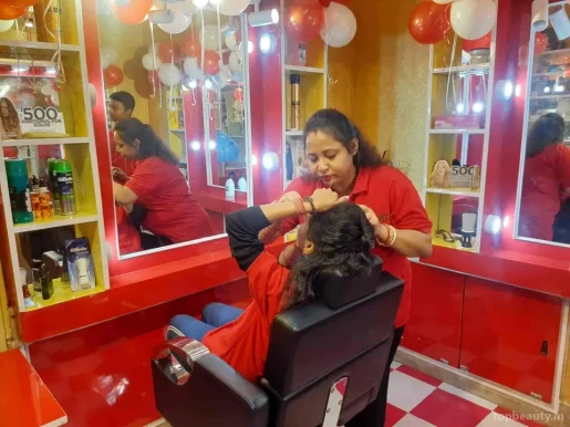 Sayantanee's Family Salon & Nail Studio, Kolkata - Photo 4