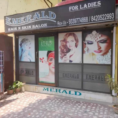 Emerald Beauty Salon, Rabindra Sarovar, Kolkata, Kolkata - Photo 4