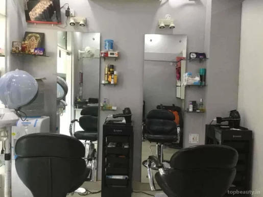 Piu's family beauty salon, Kolkata - Photo 5