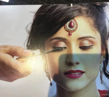La En – Makeup in Kolkata
