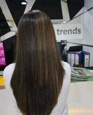 Green Trends Unisex Hair & Style Salon, Kolkata - Photo 6