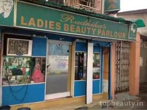 Radhikas Ladies Beauty Parlor, Kolkata - Photo 3