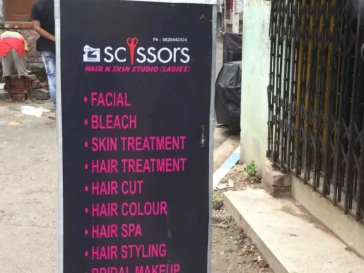 Scissors Hair & Skin Studio, Kolkata - Photo 5