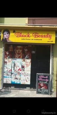 Black Beauty Ladies Parlour, Kolkata - Photo 4