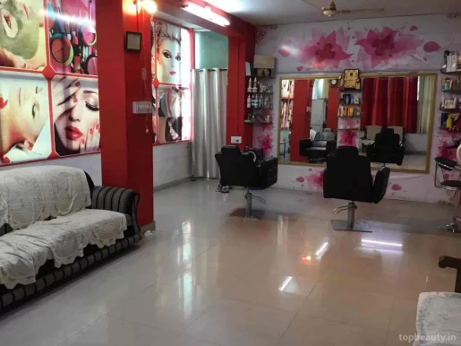 Amazone Professional Beauty Parlour & Academy, Kota - Photo 4