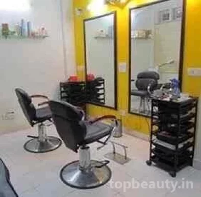 Radiance Fringes & Curls - Best Hair Salon, Lucknow - Photo 3