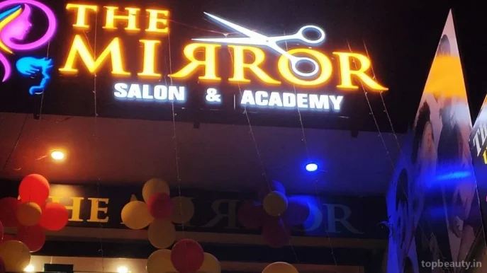 The mirror unisex salon and academy, Lucknow - Photo 2