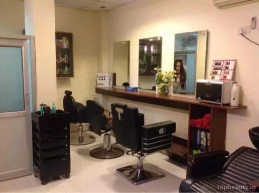 Cosmetico Beauty & Salon, Lucknow - Photo 5