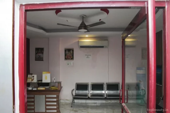 Dr Kshitij Saxena's Skin Clinic, Lucknow - Photo 3