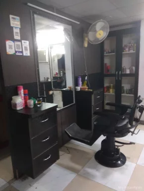 Sharma Hair Dresser & Gents Parlour, Lucknow - Photo 5