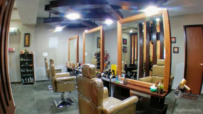 Head Hut Salon Nail Make Up & Academy -By Malika Arora-Best Salon In Ludhiana, Ludhiana - Photo 3
