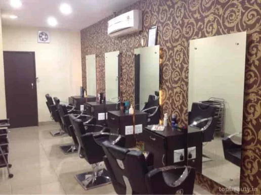 The Barber Looks Unisex Salon, Ludhiana - Photo 1