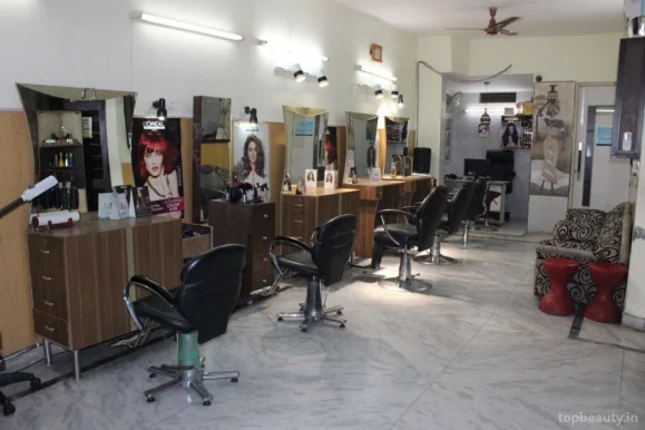 Nazz Shahnaz Beauty Clinic, Ludhiana - Photo 1