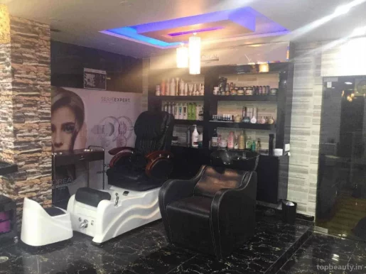 Romeo Unisex Hair Salon, Ludhiana - Photo 1