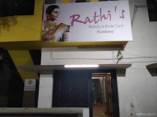 Rathi's Bridal Studio, Madurai - Photo 6