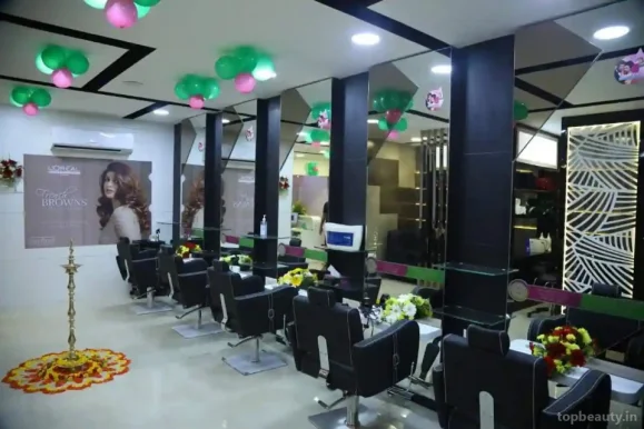 Green Trends - Unisex Hair & Style Salon, Madurai - Photo 7