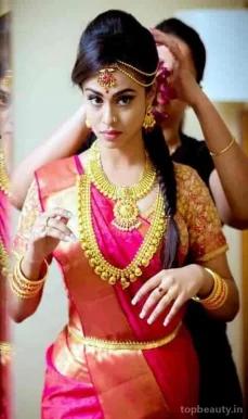 Ragavi Beauty Parlour Women's, Madurai - Photo 7