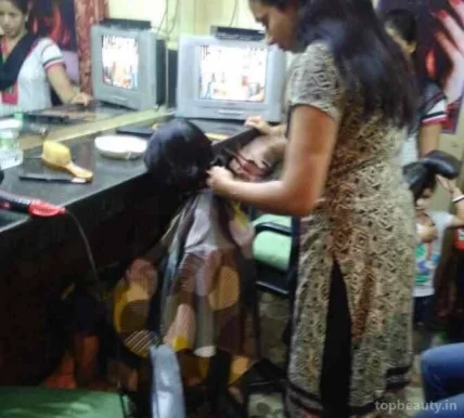 Archana Ladies Beauty Parlour 3D/4D Makeup Artist Mumbai, Mumbai - Photo 1