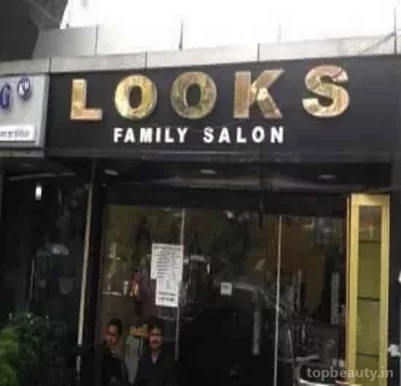 Looks Family Salon, Mumbai - Photo 3