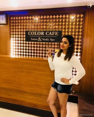 Color Cafe salon & spa, Mumbai - Photo 1