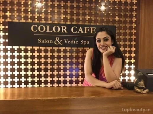 Color Cafe salon & spa, Mumbai - Photo 4