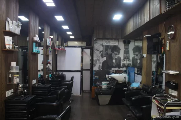 Roots Unisex Hair Salon, Mumbai - Photo 3