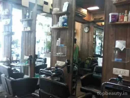 Roots Unisex Hair Salon, Mumbai - Photo 1