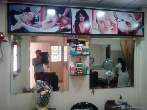 New looks beauty parlour, Mumbai - Photo 7