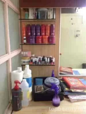 Mrudul hair n beauty studio, Mumbai - Photo 3