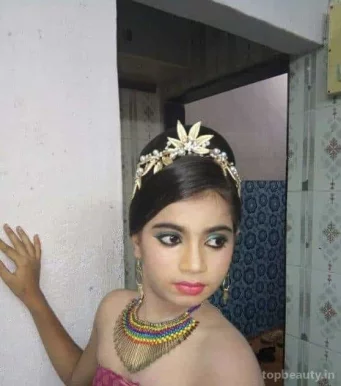 Sachin's Beauty Parlour, Mumbai - Photo 1