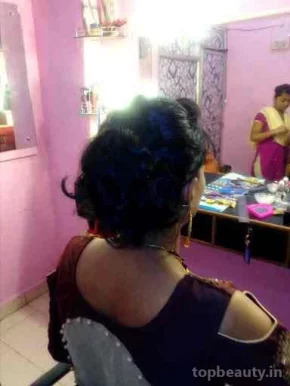 Soni Beauty Parlour, Mumbai - Photo 3
