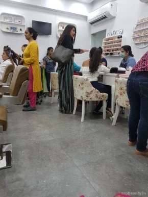 Nisha beauty parlour, Mumbai - Photo 4