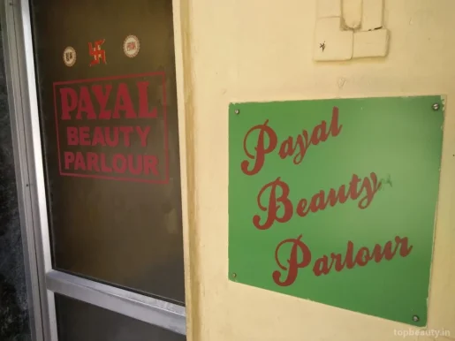 Payal Beauty Parlour & Training Institute, Mumbai - Photo 4