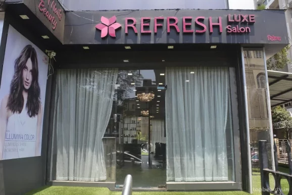 Refresh Salon Bandra West, Mumbai - Photo 3