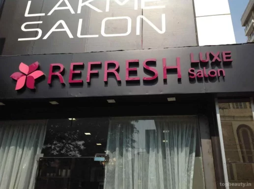 Refresh Salon Bandra West, Mumbai - Photo 6
