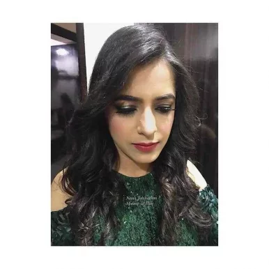 Naina Tahilramani - Professional Makeup Artist & Hairstylist, Mumbai - Photo 3