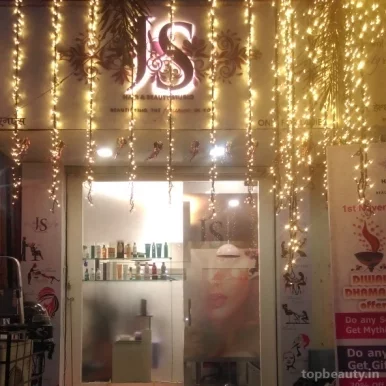 J & S Hair N Beauty Studio, Mumbai - Photo 2