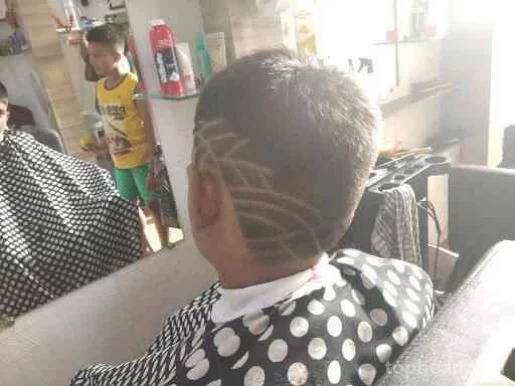 Crazy Cut Hair Salon Malad, Mumbai - Photo 2
