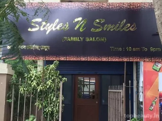 Styles N Smiles-Only Ladies Salon, Mumbai - Photo 3