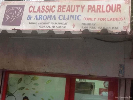 Classic Beauty Parlour & Aroma Clinic, Mumbai - Photo 1